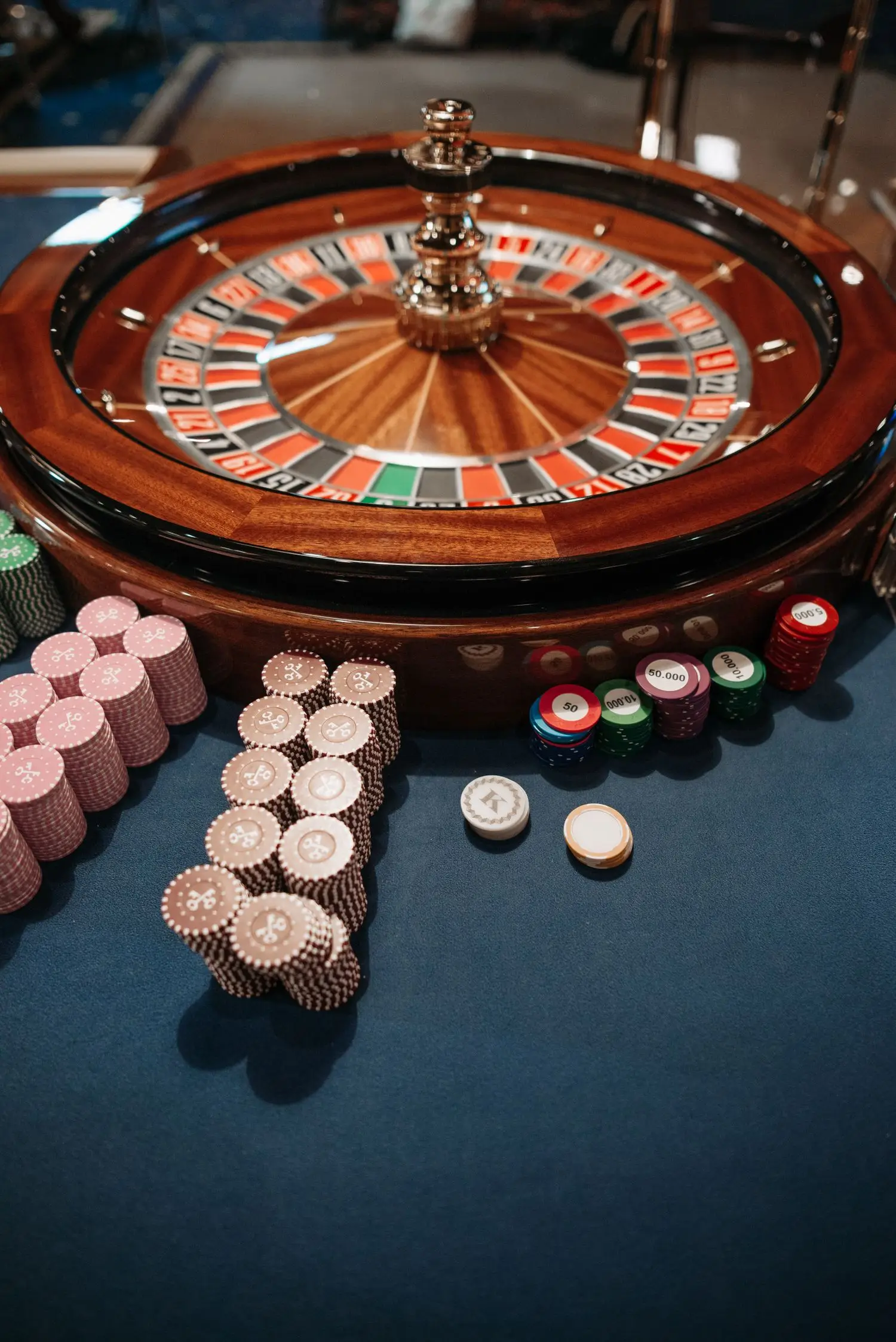 Pokerkarten und Chips Detail